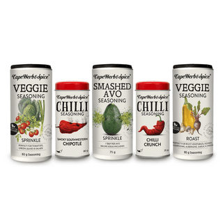 Penkių CAPE HERB & SPICE prieskonių rinkinys – nuo avokado ir daržovių aromatų iki ryškesnių, traškių ir dūmo skonio akcentų.