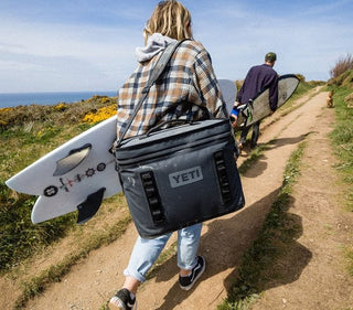 YETI Hopper Flip 18 Soft Cooler minkštas šaltkrepšis, Tamsiai mėlyna spalva - nuotrauka 7