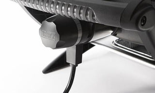 WEBER Elektriniai griliai Elektrinis grilis WEBER Q 2400 su stovu ir šoninėmis lentynėlėmis, ketaus grotelės 54 x 39 cm, 2,2 kW
